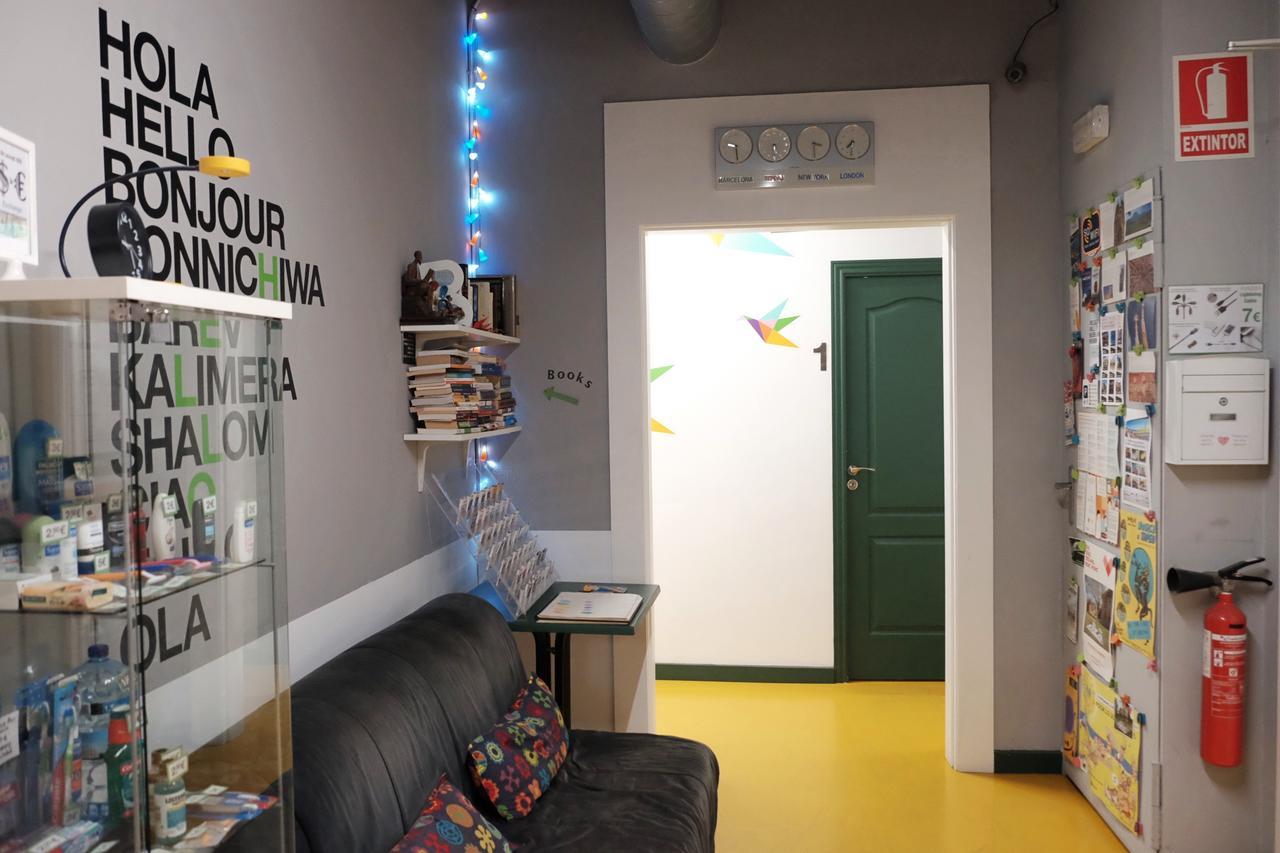 Sleep Green - Certified Eco Youth Hostel Barcelona Exterior photo